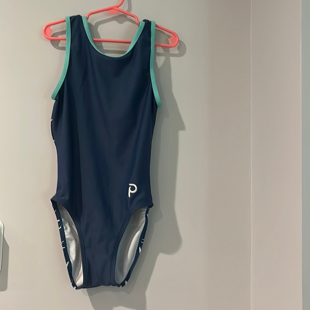 Plum Flip side AXS leo